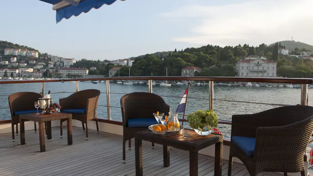 Riviera Travel - MS Mendula - Terasse