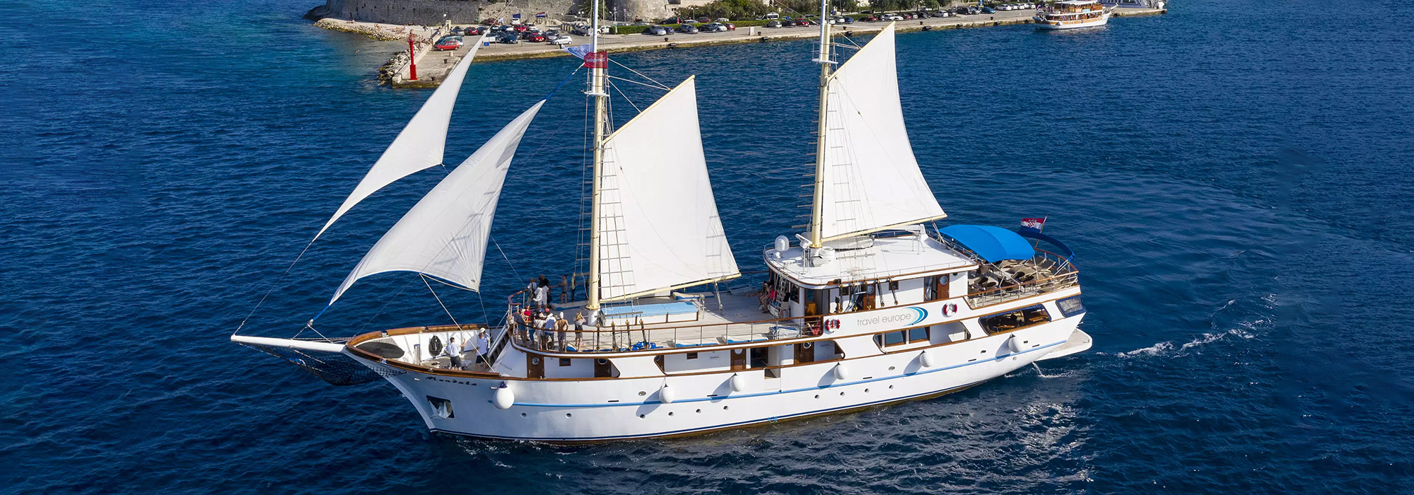 Riviera Travel - MS Mendula - Yacht Exterior