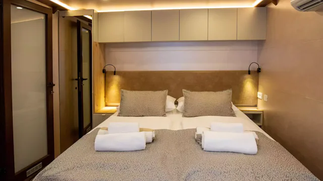 Riviera Travel - MS Equator - Category A cabin