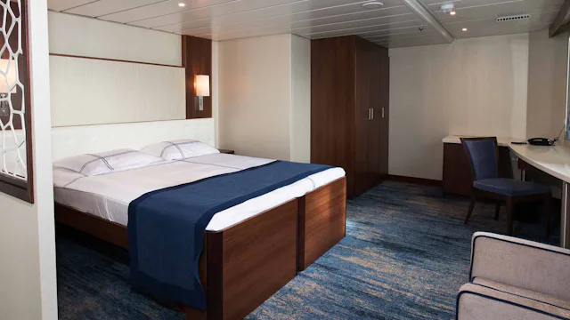 G Adventures Expedition - Owners Suite