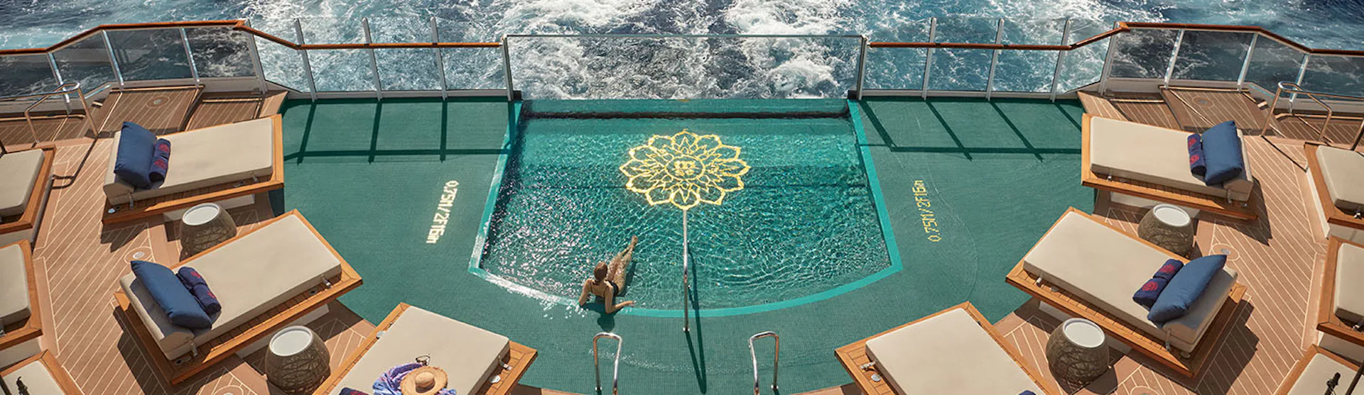 EXPLORA I - Aft Pool
