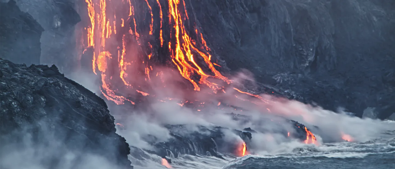 Kilauea, lava flowing to sea