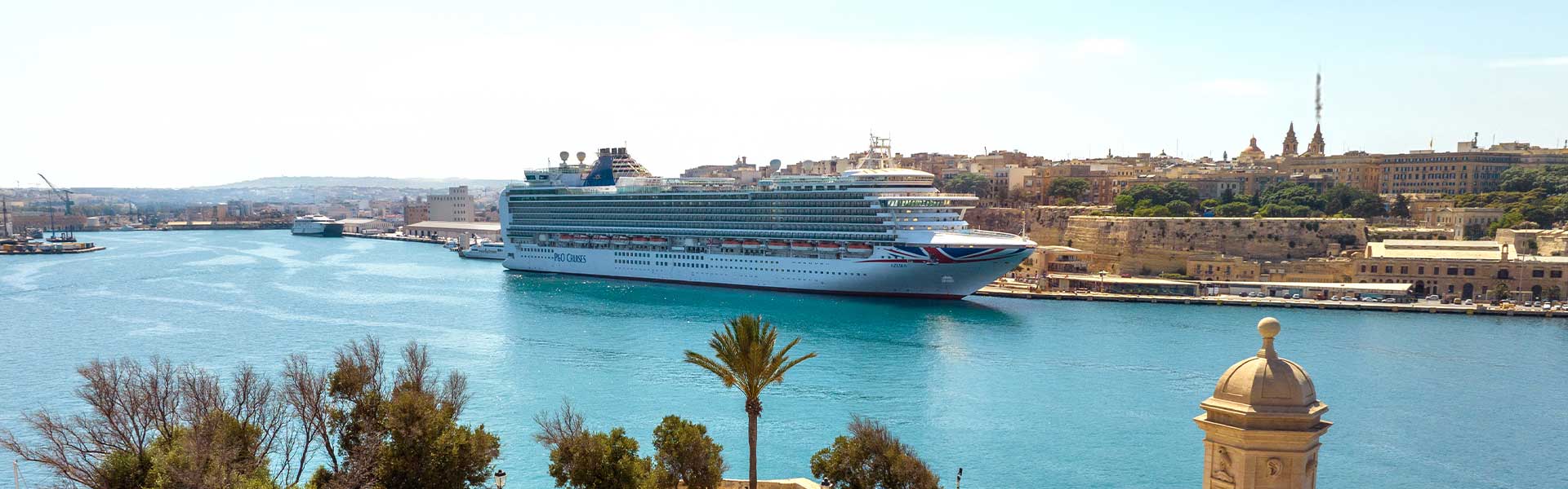 P&O Azura in Malta